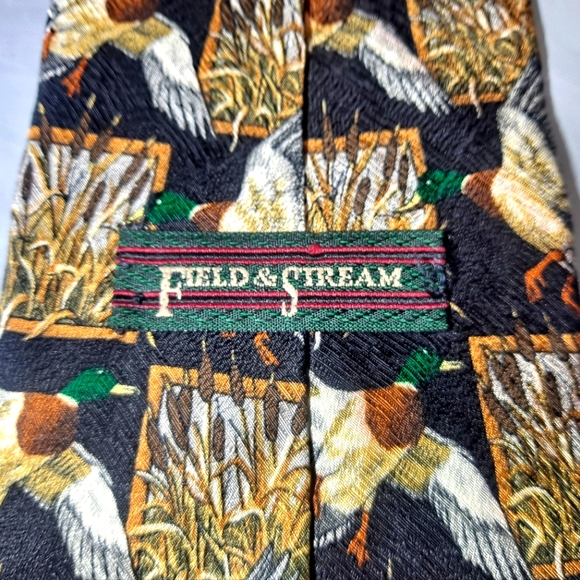 Field & Stream Mallard Duck 💯 Silk Men's Necktie 58" x 4" Black/Gold Wildlife - Picture 3 of 10